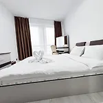 Julia Airport Private Parking-modern * Cluj-Napoca