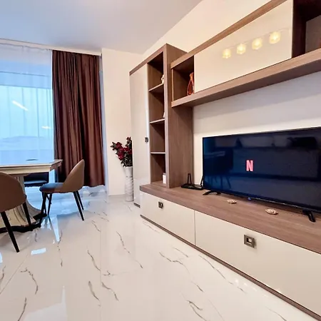 Julia Airport Private Parking-modern Apartman Kolozsvár