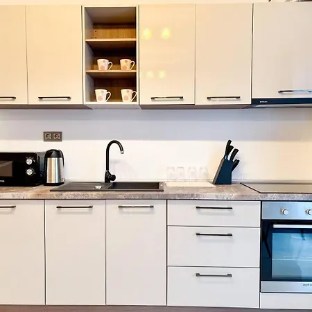 Julia Airport Private Parking-modern Apartman Kolozsvár
