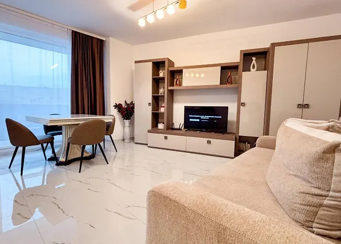 Appartement Julia Airport Private Parking