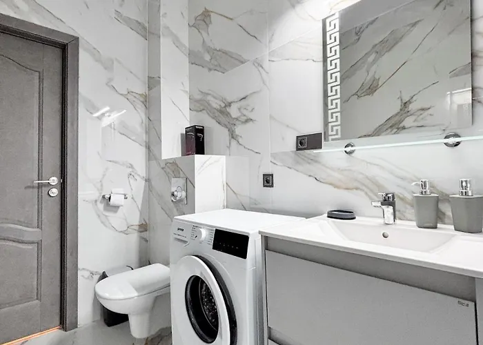 Julia Airport Private Parking