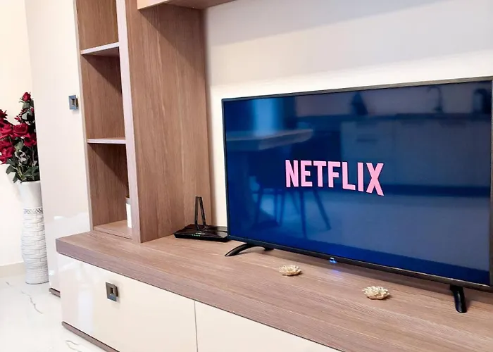 Apartment Julia Airport Private Parking