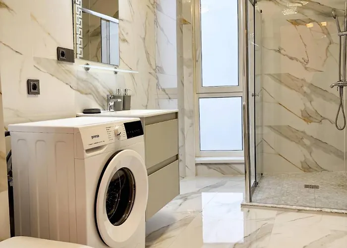 Apartment Julia Airport Private Parking